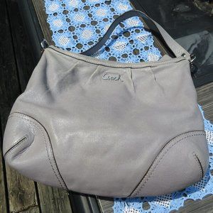 Coach  SOHO LEATHER HOBO/SHOULDER Pebble gray